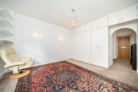Studio for sale, Woburn Place, London WC1H
