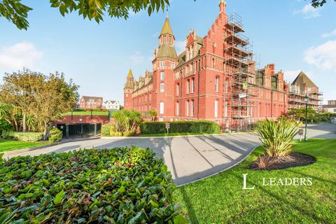 3 bedroom flat to rent, Marine Gate Mansions, Promenade, PR9