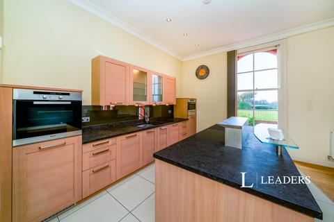 3 bedroom flat to rent, Marine Gate Mansions, Promenade, PR9