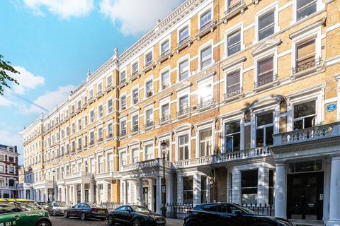 3 bedroom flat to rent, Emperors Gate, South Kensington, London, SW7