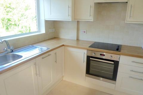 4 bedroom semi-detached house to rent, Gerard Close, Cambridge, CB5
