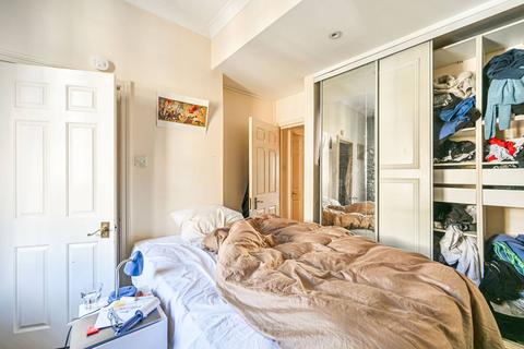 3 bedroom flat to rent, Emperors Gate, South Kensington, London, SW7