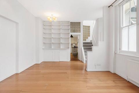 Courtfield Mews, South Kensington, London, SW5