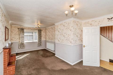 undefined, Chaucer Avenue, Tipton