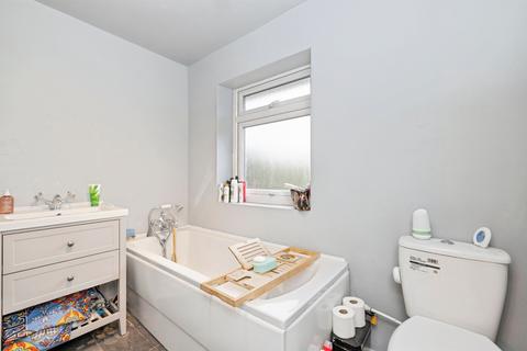 3 bedroom terraced house for sale, Anthony Close, Watford