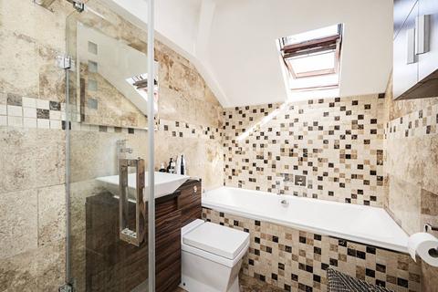 2 bedroom flat to rent, Dunsmure Road, Stoke Newington, London, N16