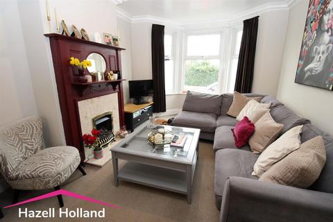 undefined, Second Avenue, Gillingham