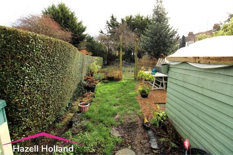 undefined, Second Avenue, Gillingham