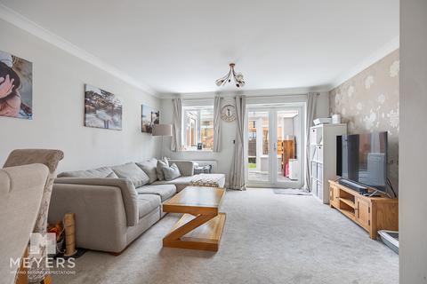 2 bedroom end of terrace house for sale, St. Georges Drive, Bournemouth, BH11 8NY