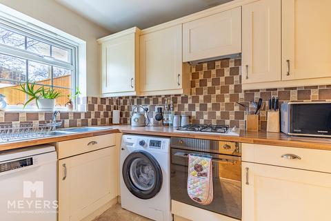 2 bedroom end of terrace house for sale, St. Georges Drive, Bournemouth, BH11 8NY