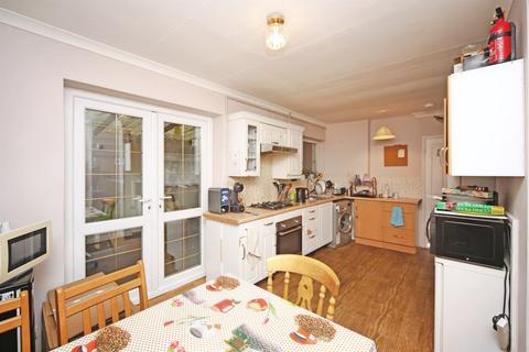 3 bedroom terraced house for sale, Maple Grove, Stratford-Upon-Avon