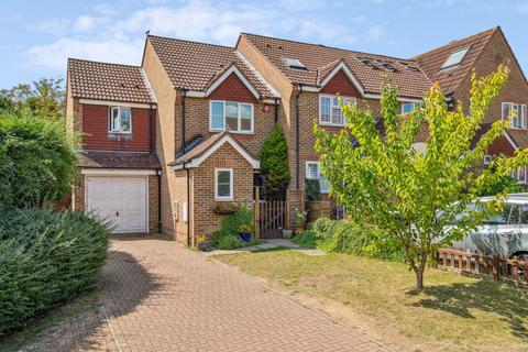 4 bedroom semi-detached house for sale, Harriet Walker Way, Mill End, Rickmansworth, WD3