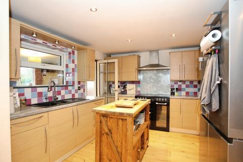 4 bedroom end of terrace house for sale, Harrison Way, Lydney