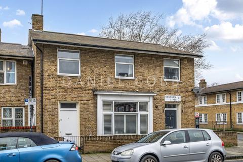 3 bedroom flat for sale, Newburn Street, London, SE11