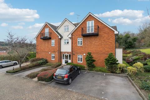 Folleys Place, Loudwater, HP10