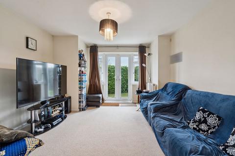 2 bedroom flat for sale, Folleys Place, Loudwater, HP10