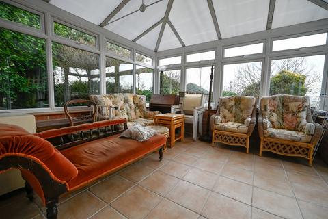4 bedroom detached house for sale, Highland Road, Wimborne, BH21