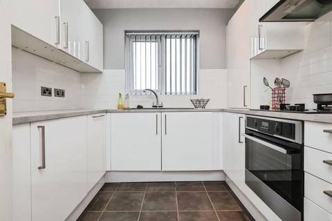 2 bedroom flat for sale, Albion Street, Brierley Hill