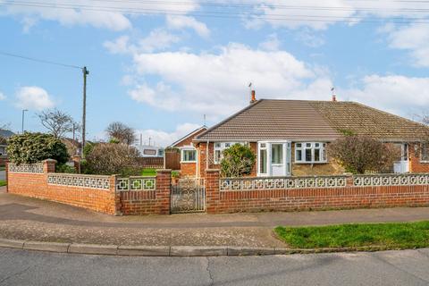 2 bedroom semi-detached bungalow for sale, Ship Road, Pakefield