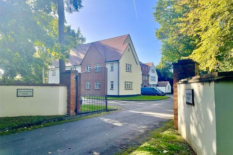 Collingwood Place, Camberley GU15