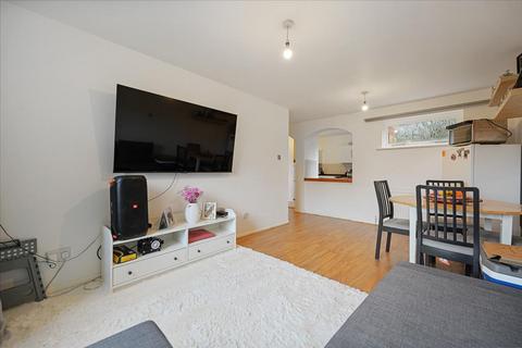 1 bedroom apartment for sale, Cornmow Drive, London, NW10