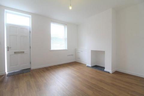 2 bedroom semi-detached house to rent, Ellis Grove, Beeston, Nottingham, NG9 1EP