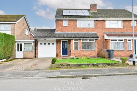 3 bedroom semi-detached house for sale, Benson Close, Lichfield, WS13