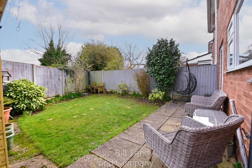 Easy maintenance garden