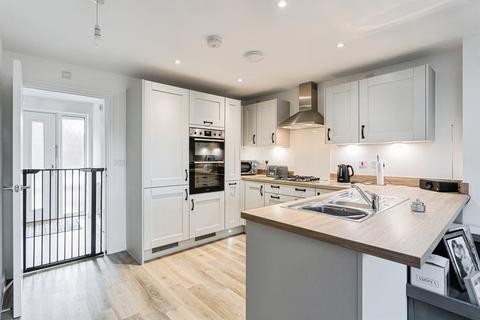3 bedroom semi-detached house for sale, Avenue De Warenne, Hassocks