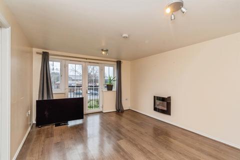 2 bedroom flat for sale, Holyhead Road, Wednesbury