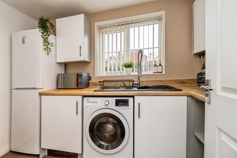 2 bedroom apartment for sale, Holyhead Road, Wednesbury
