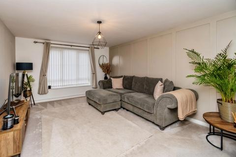 2 bedroom apartment for sale, Holyhead Road, Wednesbury