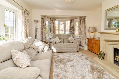 3 bedroom detached bungalow for sale, Whaddon Road, Newton Longville, Milton Keynes