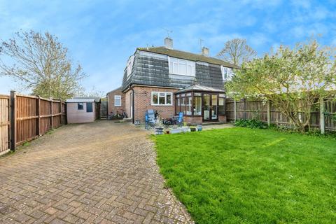 undefined, Brewers Hill Road, Dunstable