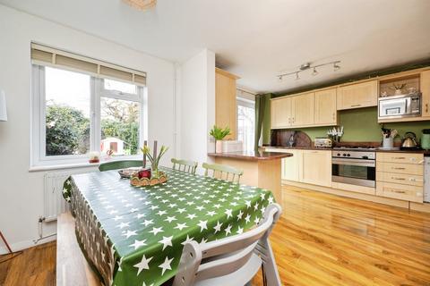 3 bedroom terraced house for sale, Grove Meadow, Welwyn Garden City