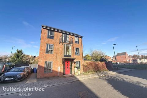 6 bedroom detached house to rent - Rosedawn Close East, STOKE-ON-TRENT