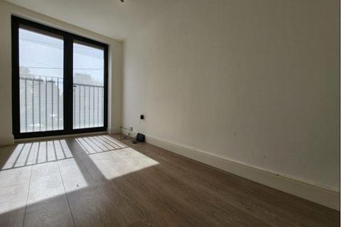 2 bedroom apartment to rent, Windlesham,  Surrey,  GU20