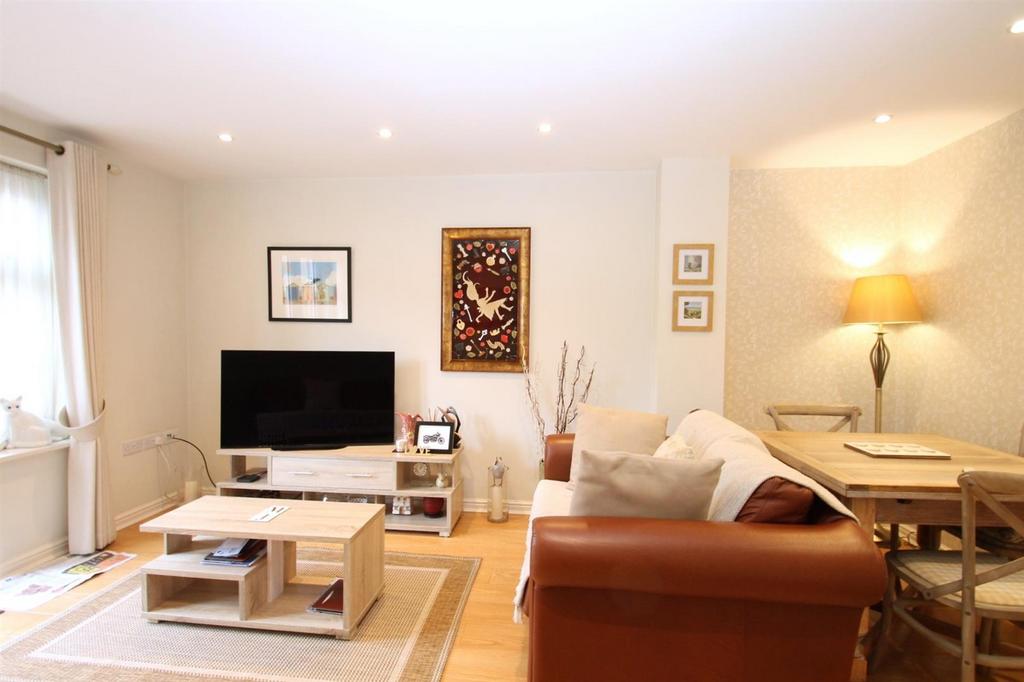 Living Room.JPG
