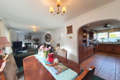 4 bedroom detached house for sale, Osprey Park Drive, Kidderminster