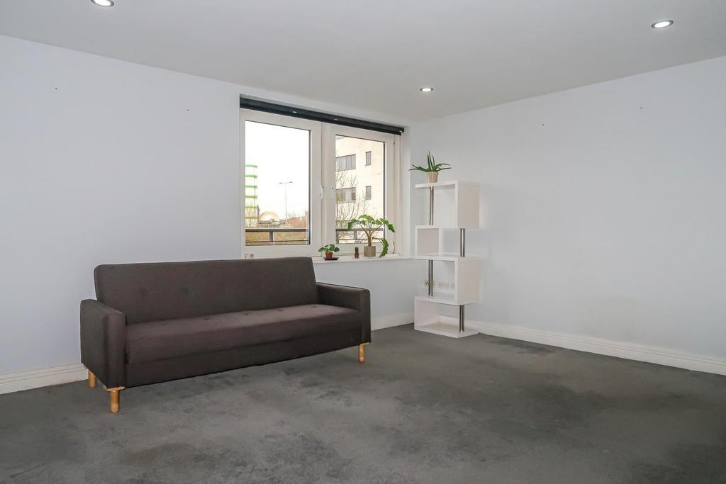 Lounge/Bedroom