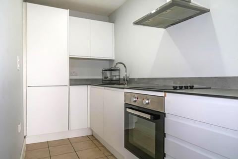 undefined, Ferry Court, Cardiff CF11