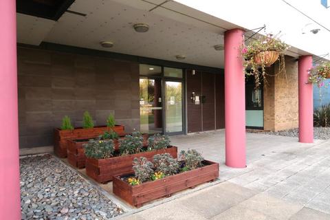 undefined, Ferry Court, Cardiff CF11