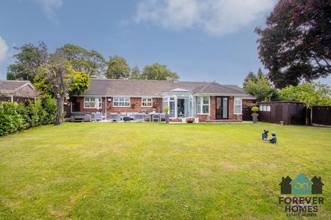 3 bedroom detached bungalow for sale, Intake Lane, Barnsley, S75