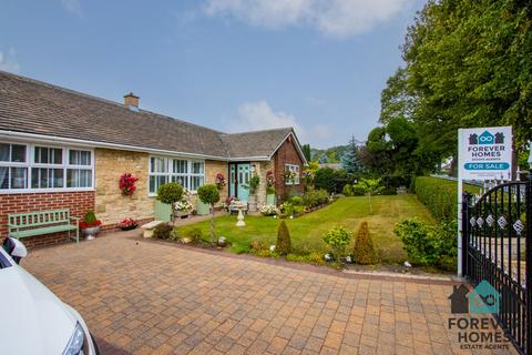 3 bedroom detached bungalow for sale, Intake Lane, Barnsley, S75