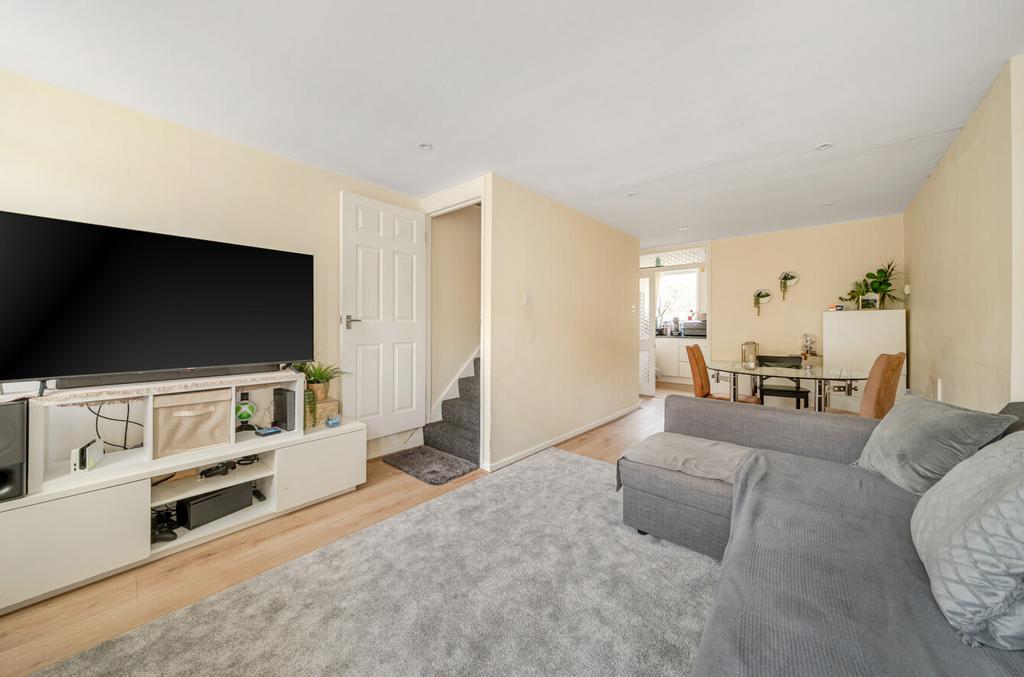 Sitting/Dining Room