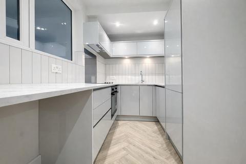 3 bedroom apartment for sale, Portelet street, London