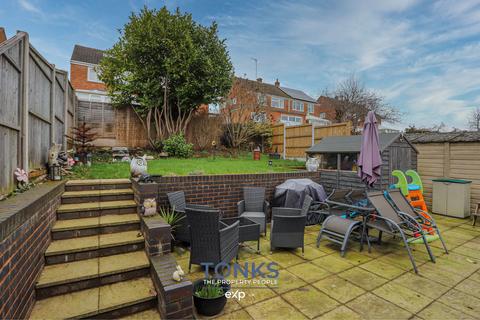 2 bedroom semi-detached house for sale, Dunnington Avenue, Kidderminster DY10
