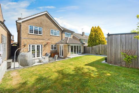 undefined, Brierley Close, Dunstable