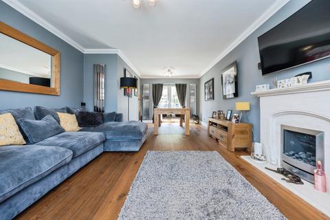 undefined, Brierley Close, Dunstable