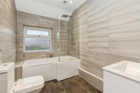 4 bedroom semi-detached house for sale, Nelson Road, Leighton Buzzard